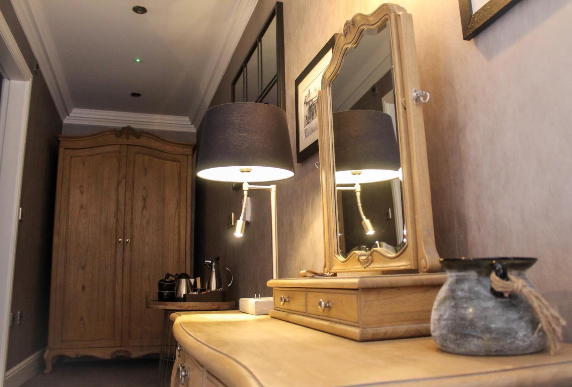 Stay On The High Street Tarporley Exteriör bild