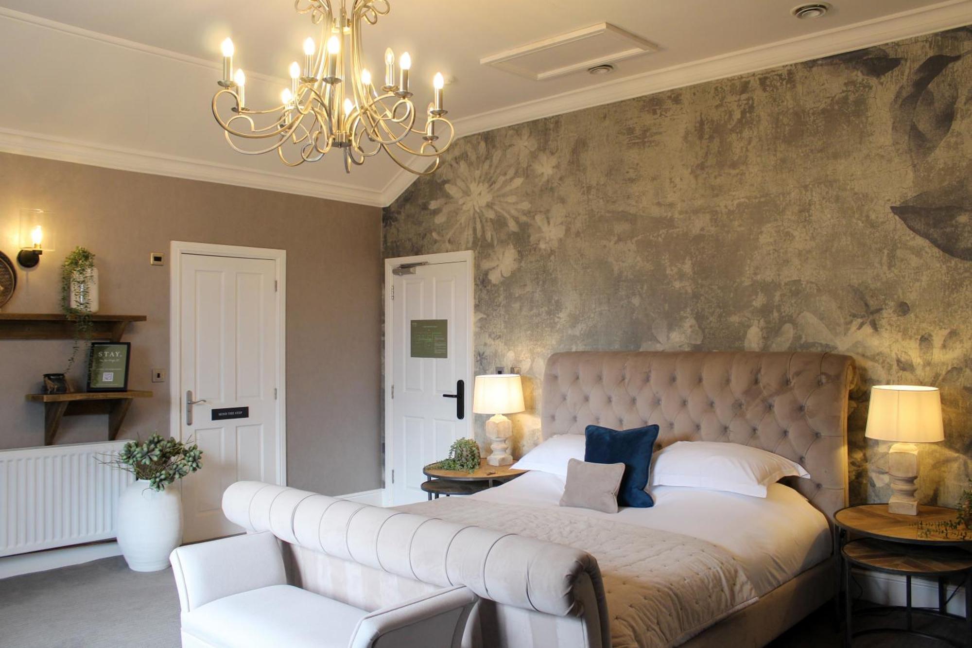 Stay On The High Street Tarporley Exteriör bild